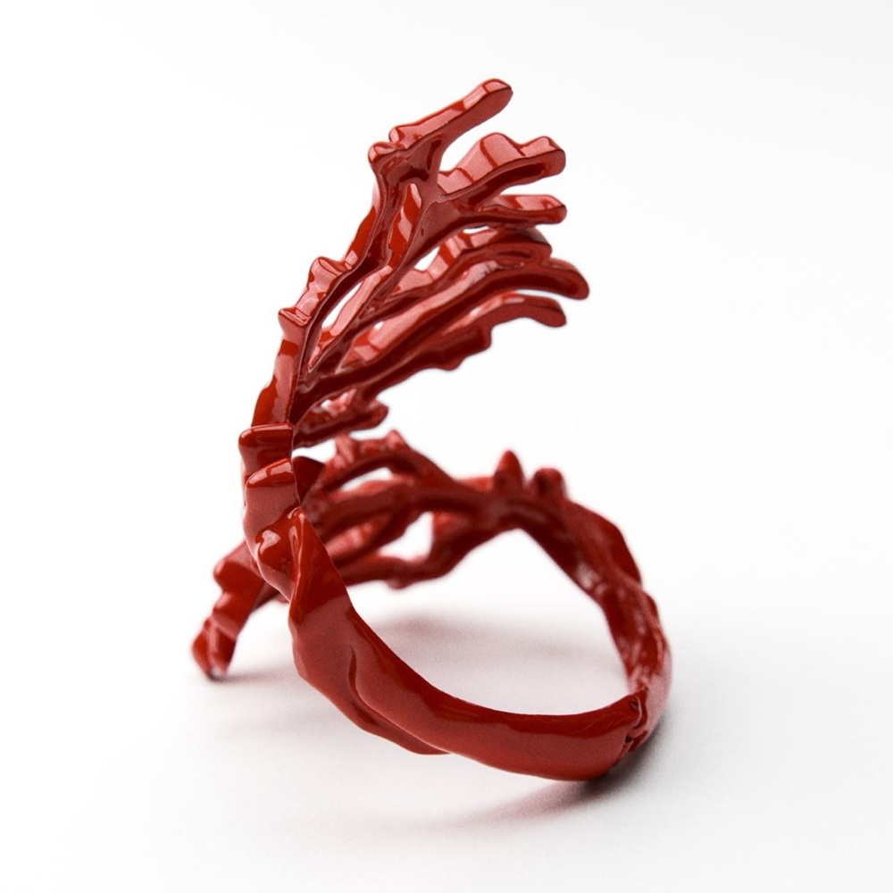 New Zara Red Coral-Inspired Bracelet - Picture 4 of 6